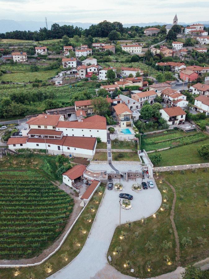 Villa Hermes Art Dutovlje Bagian luar foto
