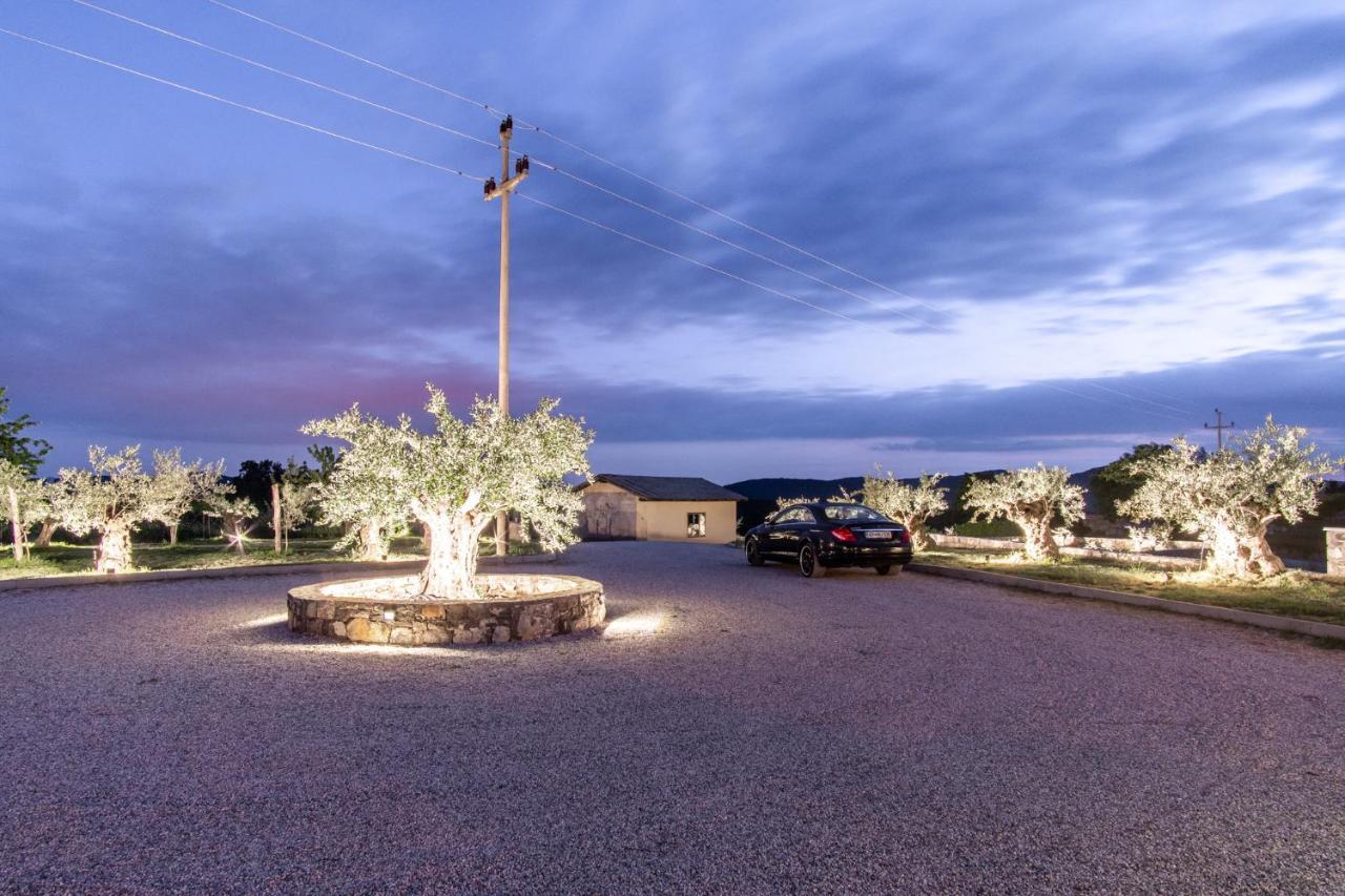 Villa Hermes Art Dutovlje Bagian luar foto
