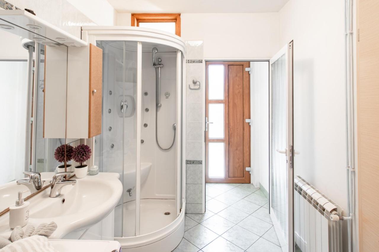 Villa Hermes Art Dutovlje Bagian luar foto