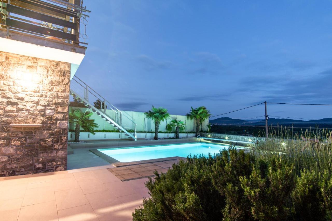 Villa Hermes Art Dutovlje Bagian luar foto